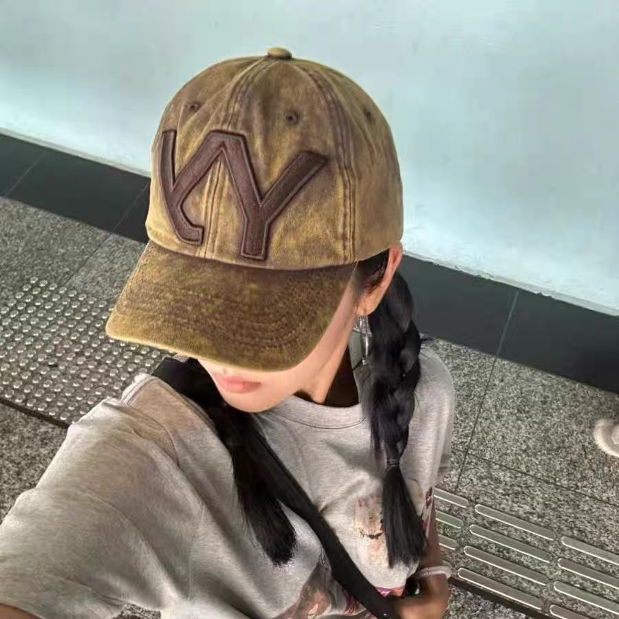 Mała, sprana, modna czapka bej – Vintage Fashion Hats recenzja i cena