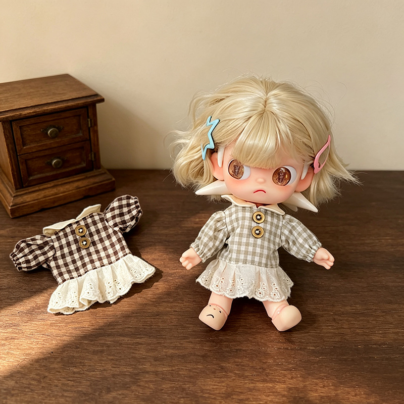 Sukienka dla lalki w stylu vin – Vintage Fashion Dolls recenzja i cena