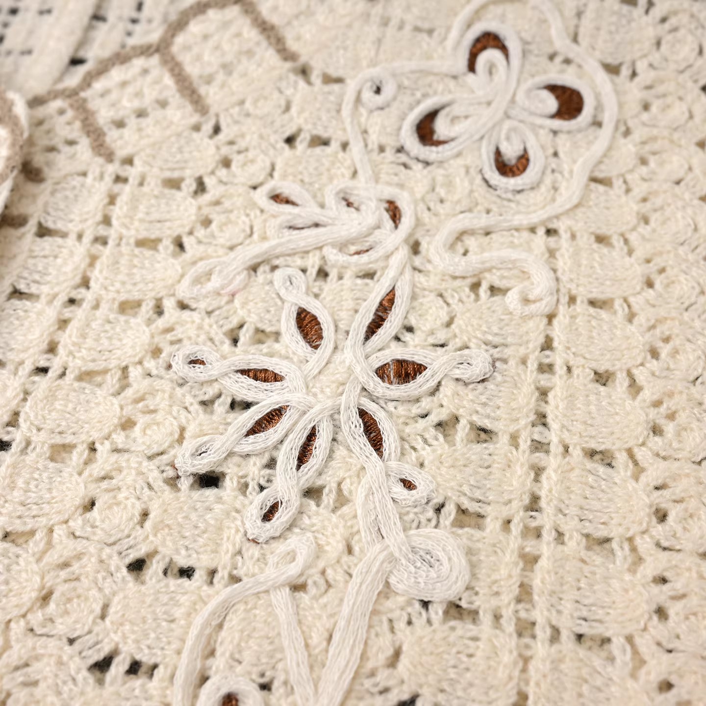 Damska ażurowa kamizelka z dzi – Crochet Top Boho recenzja i cena
