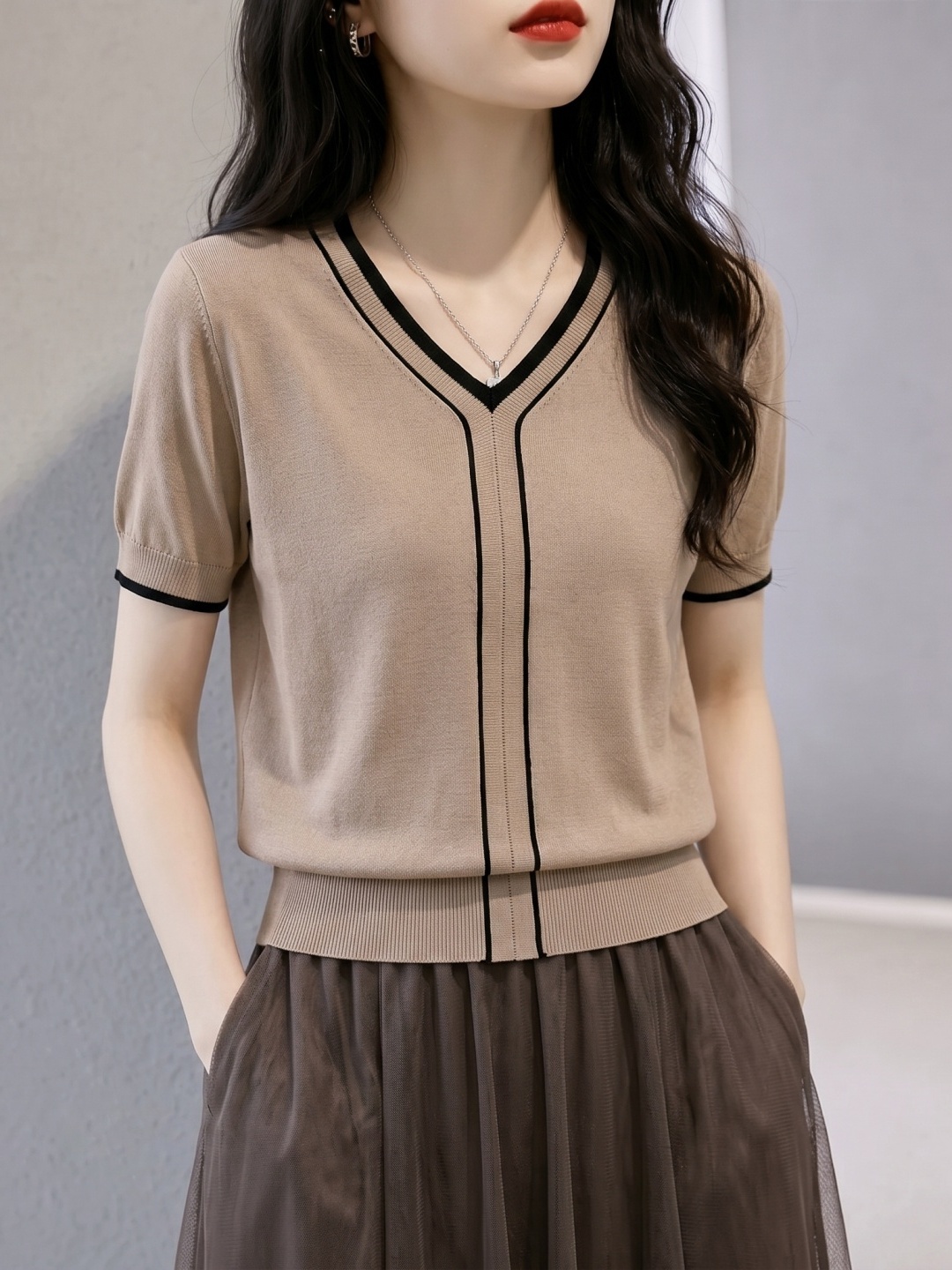 Koreański styl, dzianinowy top – Vintage Fashion Years recenzja i cena